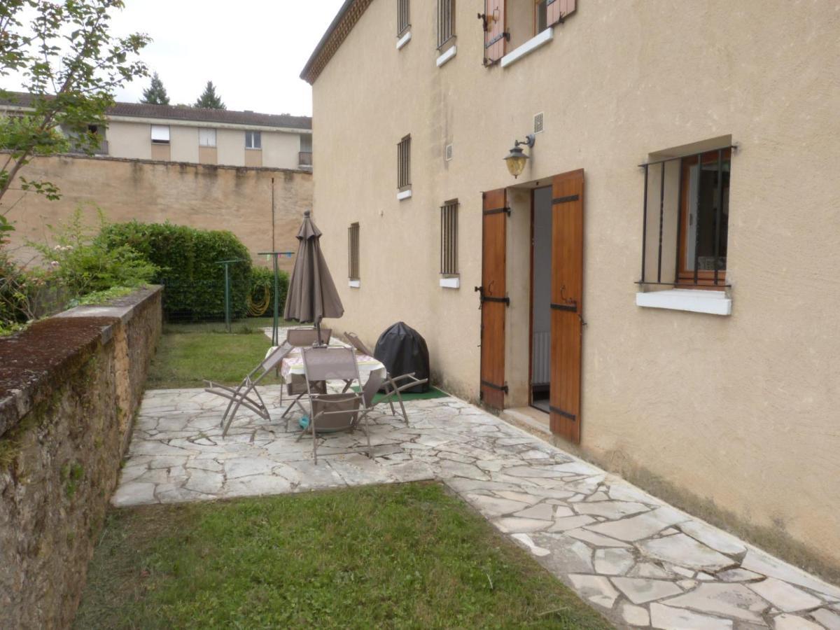 Maison de Sarlat: Spacious Garden Retreat near Town Center Villa Exterior photo